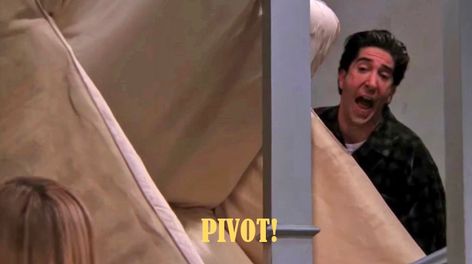 Friends Pivot, Ross Friends, Pivot Friends, The Office Show, Ross And Rachel, Friends Scenes, Friends Tv Series, Friends Moments, Mind Set