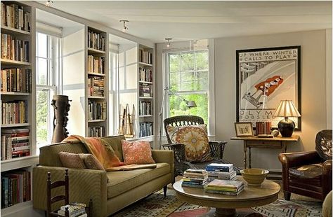 Another view - built-in bookshelves around the windows...Updating a Small Cape from the 1820s in Vermont Elegant Traditional Living Room, Cape Style Homes, Traditional Design Living Room, Cozy Living Spaces, Built In Bookcase, Traditional Living, Traditional Living Room, Decor Minimalist, A Living Room