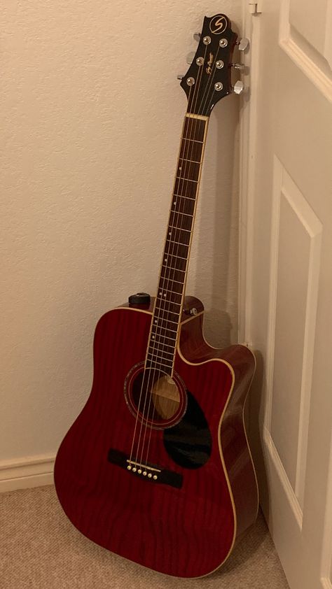 Acoustic Guitar Pretty, Red Acoustic Guitar Aesthetic, Acoustic Guitars Aesthetic, Aucostic Guitar Aesthetic, Gutair Acoustic, Pretty Acoustic Guitars, Classical Guitar Aesthetic, Guitar Acoustic Aesthetic, Aesthetic Acoustic Guitar