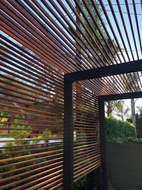 Cantilevered Pergola Cantilevered Pergola, Cantilever Pergola, Outdoor Screen Panels, Decorative Screens Outdoor, Awning Over Door, Modern Pergola Designs, Balcony Designs, Steel Pergola, Outdoor Structure