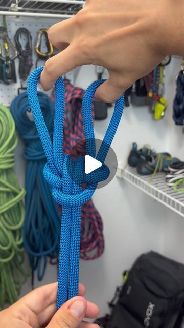 Kipp Weston on Instagram: "Spanish Bowline - my new favorite knot. I think the symmetry on this knot is really beautiful." Cowboy Knot, Climbing Knots, Sailing Knots, Bowline Knot, Knots Landing, Best Knots, Knots Guide, Rope Projects, Knot Tying