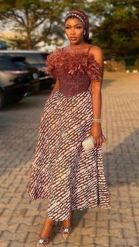 Corset Adire Styles, African Mermaid, Ankara Dress Designs, Chic Dress Classy, African Print Dress Ankara, African Inspired Clothing, African Print Dress Designs, African Wedding Dress, African Fashion Ankara