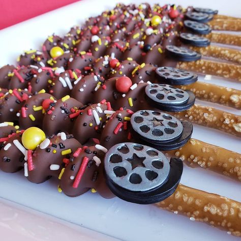 More movie theme treats! Such a fun order!  Movie reel mol Movie Reels, Pretzel Rods, Movie Themes, Bake Sale, Pretzels, Movie Theater, Party Time, Birthday Ideas, Theater