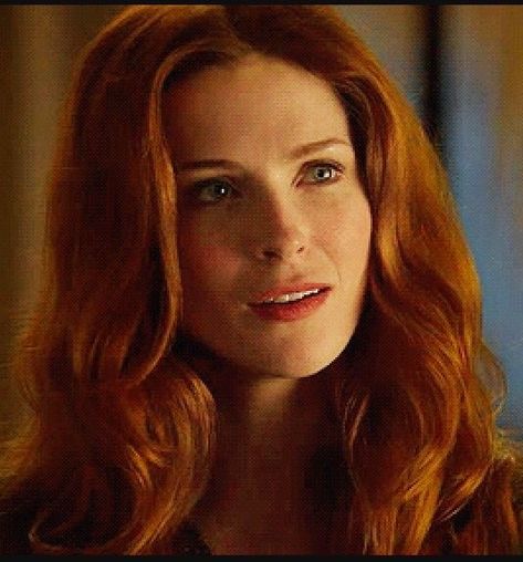 Beautiful Bridget Reagan Older Red Head Woman, Older Redheads Woman, Older Woman With Red Hair, Older Red Haired Woman, Ginger Older Woman, Bridget Regan Red Hair, Ginger Actress, Bridget Reagan, Rose Solano