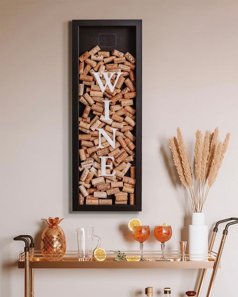 Wine Cork Wall Decor, Wine Corks Decor, Cork Box, Cork Frame, Bandeja Bar, Wine Cork Holder, Handmade Picture Frames, Wine Cork Art, Champagne Corks