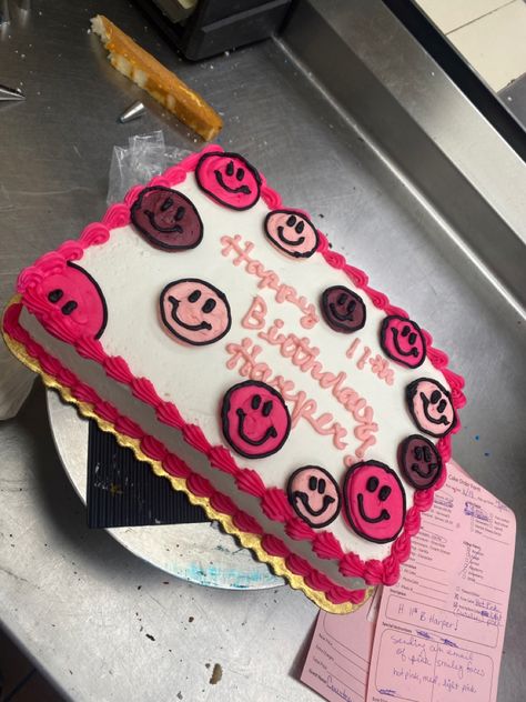 Preppy Sheet Cake, Preppy Birthday Party Cake, Smiley Face Sheet Cake, Pink Smiley Face Cake, Pink Sheet Cake, Preppy Birthday Cake, Smiley Face Cake, Pink Birthday Theme, Ideas For My Birthday