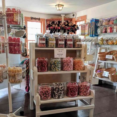 4 Old Country Stores Around Rochester | Day Trips Around Rochester, NY Variety Store Design, Old Fashion Candy Store, Old Fashioned Candy Store, Candy Store Ideas, Vintage Candy Shop, Old Fashioned Sweet Shop, Fashion Store Display, Candy Store Design, Candy Store Display