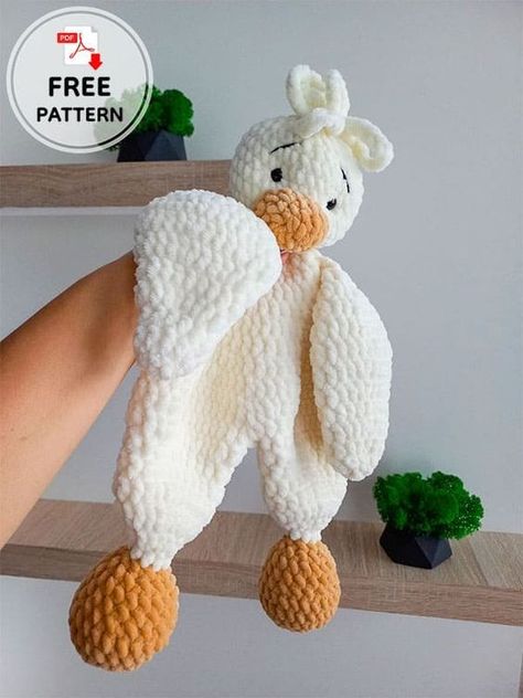 Free Plush Crochet Baby Blanket Duck Amigurumi PDF Pattern Duck Quilt, Lovey Blanket Pattern, Crochet Blanket Yarn, Duck Amigurumi, Crochet Lovey Free Pattern, Crochet Duck, Crochet Baby Gifts, Plush Crochet, Lovey Pattern