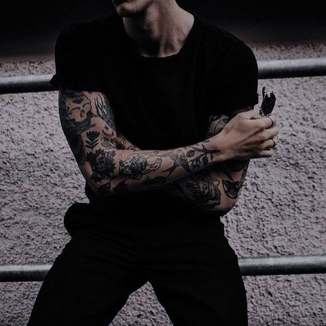 Hope is a girl you dont want to mess with. She can kill you in second… #random #Random #amreading #books #wattpad Boys Ootd, Man With Tattoos, Ab Tattoo, Style Skate, Arms And Abs, Basic Fashion, Bad Boy Aesthetic, Boy Tattoos, Berlin Fashion