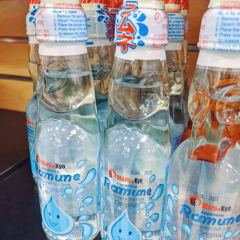 Blue Ramune Aesthetic, Ramune Soda Aesthetic, Ramune Aesthetic, Goli Soda, Soda Drinks, Light Blue Aesthetic, Evian Bottle, Dream Aesthetic, Japanese Snacks