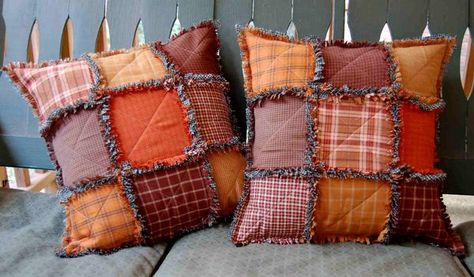 Quilted Pillows Diy, Rag Quilt Pillow, Tshirt Quilt Tutorial, Autumn Pillows, Quilt Pillows, Rag Quilt Tutorial, Pretty Pillows, Quilted Pillow Covers, Quilt Pillow