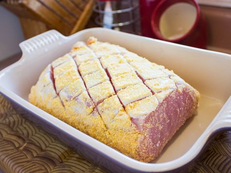 Peameal Bacon Roast, Roasted Peas, Bacon Recipes For Dinner, Peameal Bacon, Maple Syrup Glaze, Cornmeal Recipes, Roast In The Oven, Pot Roast Crock Pot Recipes, Bacon In The Oven