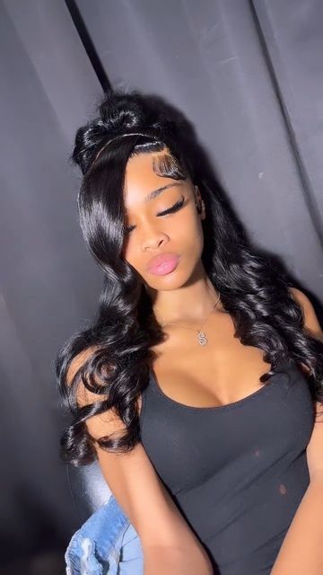 Sleek Ponytail Hairstyles, Half Up Half Down Hair Prom, Frontal Wig Hairstyles, Birthday Hairstyles, Sleek Bun, Quick Weave Hairstyles, Quick Braided Hairstyles, Dope Hairstyles, Hair Ponytail Styles