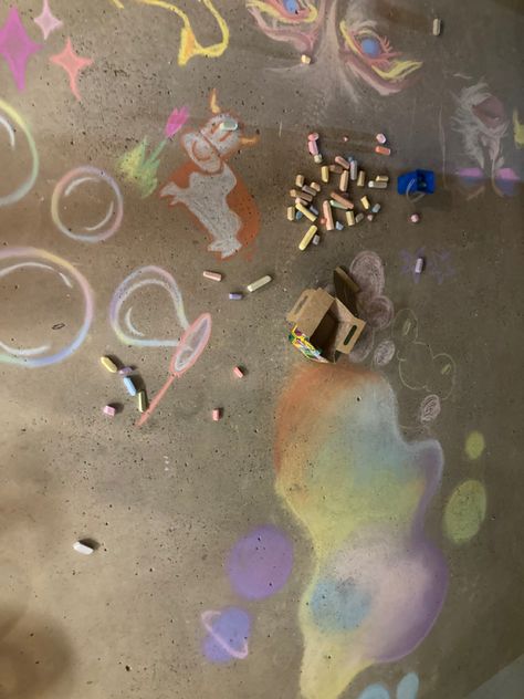 Aesthetic colorful sidewalk chalk drawings and doodles cute bubbles Sidewalk Chalk Aesthetic, Chalk Aesthetic, Doodles Cute, Summer Bucket List, Chalk Drawings, Sidewalk Chalk, Family Night, Summer Bucket Lists, Summer Bucket