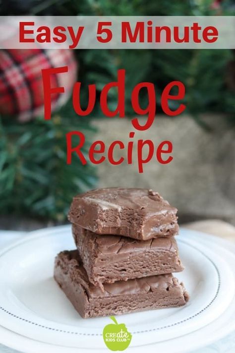 Easy Chocolate fudge recipe using sweetened condensed milk and marshmallow.  A delicious old-fashioned creamy fudge recipe that's made in the microwave in just 5 minutes! #fudgerecipe #oldfashionedfudge #creamyfudge #sweetenedcondensedmilkfudge #createkidsclub Marshmallow Cream Fudge, Creamy Fudge Recipe, Sweetened Condensed Milk Fudge, Cream Fudge Recipe, Fudge With Marshmallow Cream, Chocolate Fudge Recipes Easy, Best Chocolate Fudge Recipes, Microwave Chocolate Fudge, Marshmallow Fluff Fudge