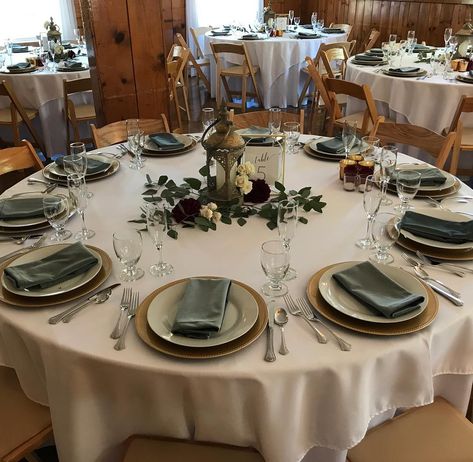 Wood Chair Wedding Reception, Table Setup For Wedding Reception, Sage And Gold Wedding Theme, Sage Green Table Setting, Green Quinceanera Theme, Enchanted Forest Prom, Green Table Settings, Grandmas Birthday, Round Wedding Tables