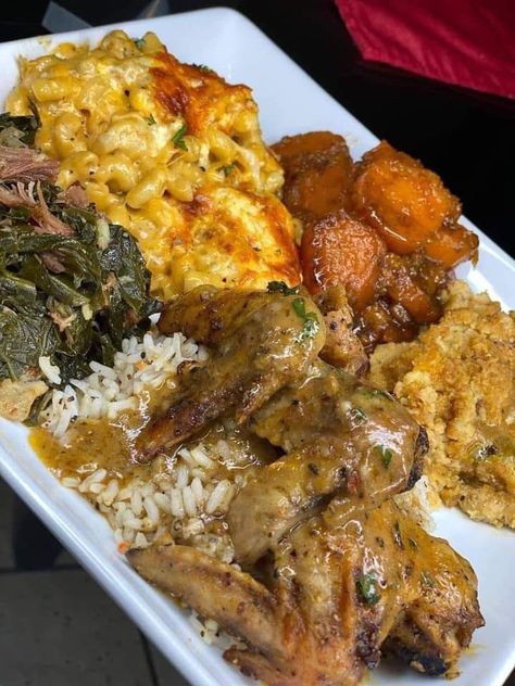 Food Plates, Southern Recipes Soul Food, Soul Food Dinner, Food Babe, People Food, Food Therapy, Good Eat, Yummy Comfort Food, Food Dinner