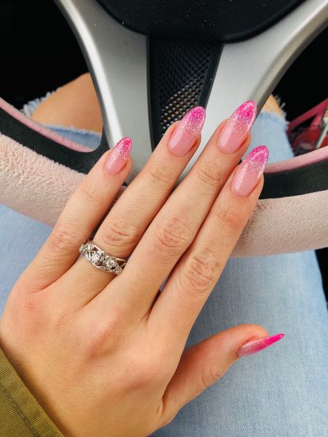 Pink Nails Prom Sparkle, Pink Ombré Nails With Glitter, Pink Sparkly Tip Nails, Pink Nails With Sparkle Tips, Glitter Pink Tip Nails, Pink Sparkly Birthday Nails, Gradient Sparkle Nails, Red Nails With Pink Glitter, Pink Nail Extension Designs For Wedding