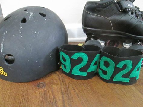 Cheap Skate: DIY Roller Derby Number Armbands Roller Derby Gear Rack, Roller Derby Names, Bout Makeup Roller Derby, Roller Derby Gear Spray, Roller Derby Drills, Thrift Aesthetic, Derby Ideas, Derby Girl, Things To Do At Home