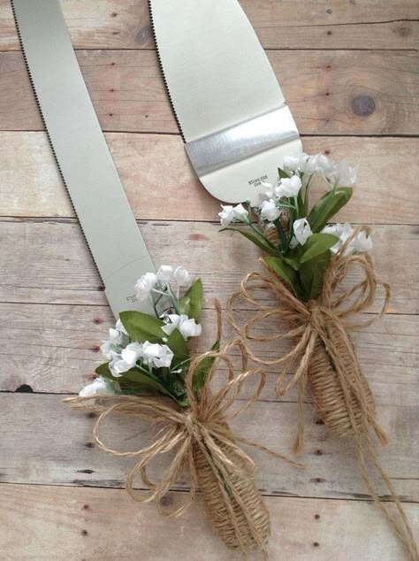 Burlap Wedding Cake, Wedding Knife, Wedding Cake Knife Set, Wedding Cupcake Display, Wedding Cake Server Set, Wedding Cake Knife, Wedding Cake Server, Lace Wedding Cake, Floral Wedding Cakes