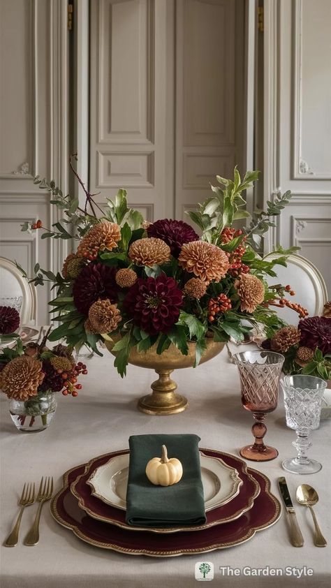 Elegant Thanksgiving Tablescapes to Elevate Your Celebration - The Garden Style Exquisite Table Settings, Ina Garten Tablescape, Grandmillenial Fall Tablescape, Centerpiece Dinner Table, Formal Thanksgiving Table Settings, Easy Holiday Tablescapes, Christmas Decor At Thanksgiving, Cozy Table Decor, Dinner Party Color Palette