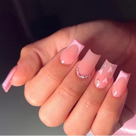 Soft Pink Square Acrylic Nails, Short But Cute Acrylic Nails, Nail Inspo For 6th Graders, Simple Nails Design Square, Cute Press On Nails For Kids, Mid Acrylic Nails, Birthday Nail Set Ideas Almond, Medium Length Square Nail Ideas, Nails For 14y Old Girl