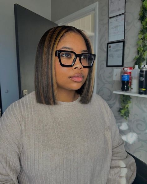 Fall Bob Hair Color 22 Ideas for Black Women Millennial Work Outfit, 14inch Hair Length, Split In The Middle Hair Hairstyles, Balayage, Black Bob With Brown Highlights, Jacket For Semi Formal Dress, Natural Hairstyles For Short Relaxed Hair, Asymmetrical Bob Natural Hair, Bob With Streaks Black Women