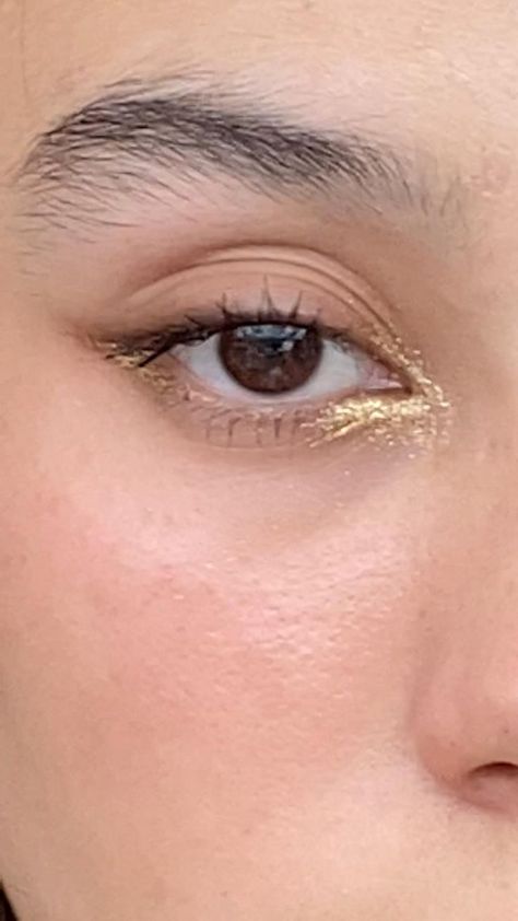 Gold Makeup Looks, Gold Eye Makeup, Soft Glam Makeup, Makijaż Smokey Eye, Dope Makeup, Soft Glam, Kesha, Makeup Makeover, Eye Makeup Art