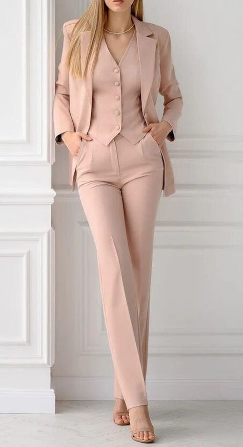 Elegant suits for women