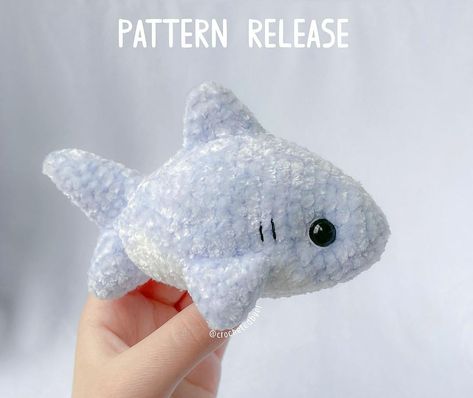 Crochet Ideas Stuffies, Shark Crochet Plushie, Small Shark Crochet Pattern Free, Crochet Patterns Shark, How To Crochet A Shark, Crochet Shark Free Pattern, Free Shark Crochet Pattern, Free Crochet Shark Pattern, Crochet Patterns For Free