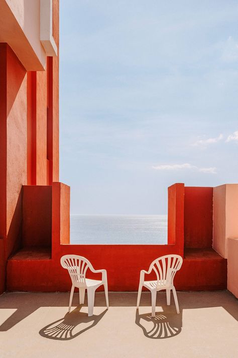 The roof terrace at La Muralla Roja Roof Photography, Orange Architecture, Futuristic Apartment, Motion Reference, Italian Wife, Calpe Spain, Ricardo Bofill, Interior Design Minimalist, Spain Design