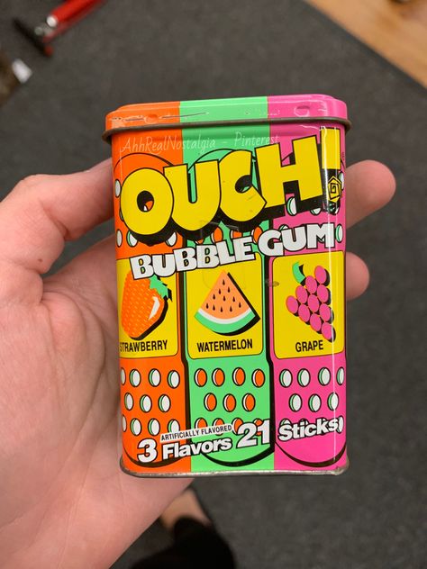 OUCH! Bubble gum tin - vintage Ouch Bubble Gum, 90s Candy, 90s Food, Childhood Memories 90s, Love The 90s, 90s Memories, Kids Memories, 90s Baby, 90s Childhood