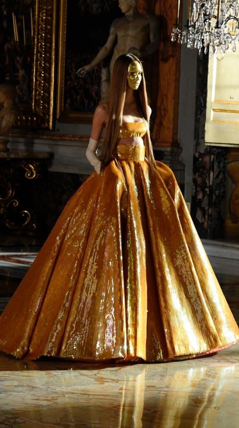 Gold Gown Aesthetic, Golden Gown Aesthetic, Yellow Gown Aesthetic, Luxury Gold Princess Dress, Masquerade Ball Gowns Elegant With Mask, Soft Gold Aesthetic, Red Ballgown Aesthetic Princess, Mascarade Dresses, Gold Ballgown