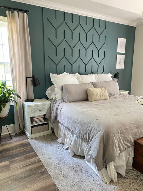 How to use a moody dark green paint as a neutral - Cribbs Style White Living Room Paint Colors, White Living Room Paint, Wood Trim Walls, Beige And White Living Room, Dark Green Paint, Decorative Walls, Room Wall Colors, Accent Wall Paint, Neutral Paint Color