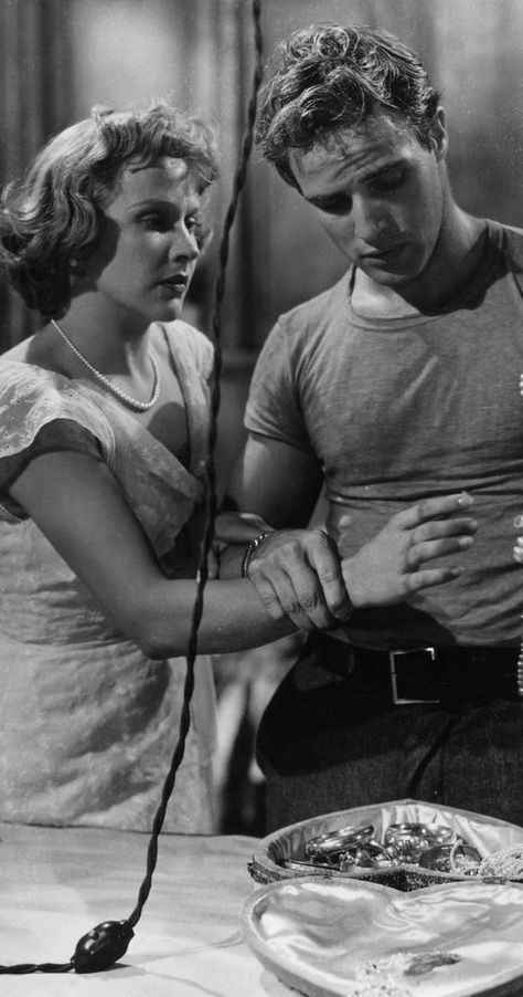 Streetcar Named Desire Costumes, Marlon Brando Streetcar Named Desire, Streetcar Named Desire Aesthetic, Stella Kowalski, Street Car Named Desire, Blanche Dubois, Kim Hunter, Elia Kazan, Kindness Of Strangers