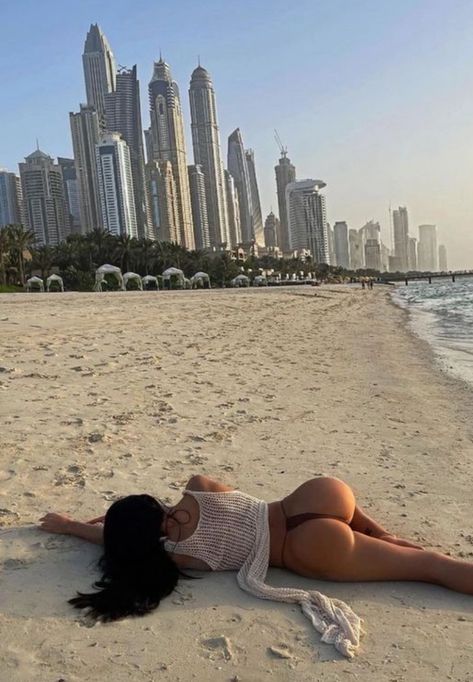 Curvy Women Jeans, Beach Pictures, A Woman, Photography, Instagram