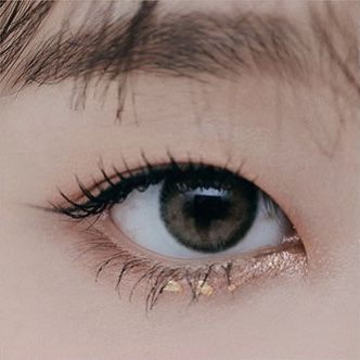 chuu lq eye icon / chuu details #chuu #loona Eye Icon, Loona Kim Lip, Chuu Loona, Kim Lip, Eye Details, Eye Circles, Odd Eyes, Girl Icons, Kpop Girl Groups