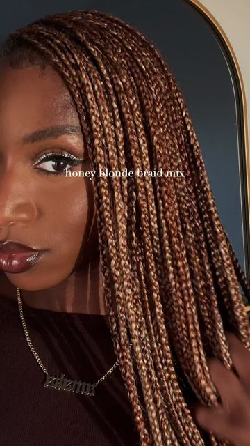 Honey Blond Braid, Blonde Braids On Dark Skin, Braids Honey Blonde, Honey Blonde Braids, Mixing Hair Color, Braiding Hair Colors, Faux Loc, Honey Blond, Big Box Braids Hairstyles