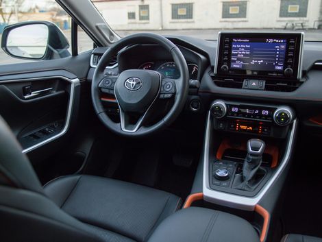 Toyota Rav4 Inside, Toyota Rav4 Interior, Toyota Rav4 Offroad, Rav4 Interior, Comfy Car, Rav4 Offroad, 2020 Toyota Rav4, Toyota Interior, Auto Toyota