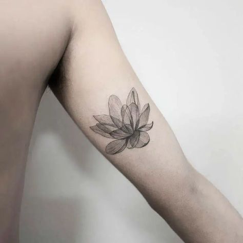 25 Cool Inner Bicep Tattoo Ideas Botanical Bicep Tattoo, Female Inner Bicep Tattoo, Small Inner Bicep Tattoo For Women, Dainty Bicep Tattoos For Women, Tattoo Bicep Women, Flower Tattoo Bicep, Upper Inner Arm Tattoo, Inner Arm Tattoos For Women Bicep, Inner Bicep Tattoos For Women