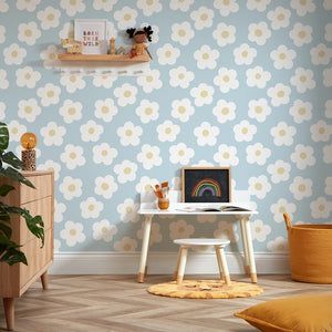 Daisy Themed Room, Little Boys Room Wallpaper, Baby Blue Girls Bedroom, Blue Toddler Girl Room, Girls Bedroom Blue Walls, Daisy Bedroom Ideas, Light Blue Girls Room, Girls Bedroom Blue, Nursery Wall Design