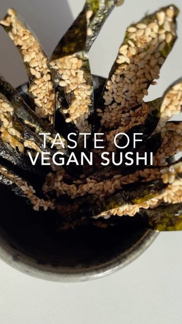 Nori Rolls Vegan, Nori Recipes Low Carb, Nori Chips Recipes, Seaweed Sheets Recipes, Nori Snacks, Seaweed Snacks Recipes, Seaweed Food, Nori Recipe, Seaweed Chips