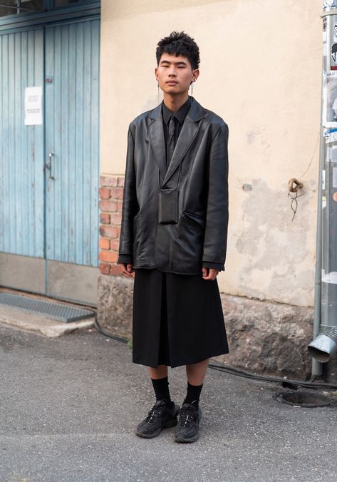 Yoonsik - Hel Looks - Street Style from Helsinki Blazer Skirt Outfit, Interesting Movies, Hel Looks, Guys In Skirts, Gender Fluid Fashion, Goth Guys, To My Father, Skirt Inspiration, Street Style Blog