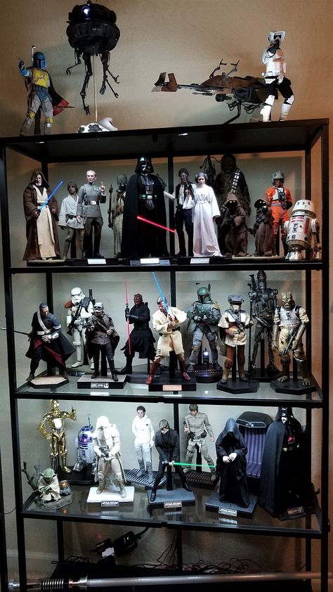 davejames from Sideshowcollectors.com Action Figures Display Ideas, Action Figure Display Ideas, Hot Toys Collection Display, Star Wars Figures Display, Star Wars Game Room, Action Figures Display, Star Wars Collection Room, Action Figure Collection Storage, Star Wars Display