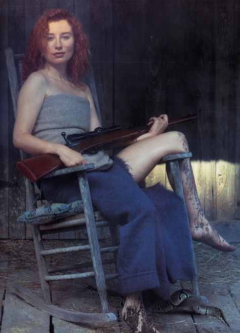 Tori Amos Woman Singing, Tori Amos, Sing To Me, All Music, My Favorite Music, John Lennon, Album Art, Rock N Roll, Music Artists