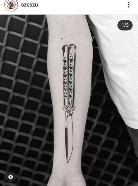 Butterfly Knife Tattoo Sketch, Butterfly Knife Tattoo Design, Balisong Tattoo, Switch Blade Tattoo, Butterfly Knife Tattoo, Razor Tattoo, Doe Tattoo, Athena Tattoo, Tattoo Cover Ups