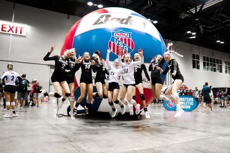 Aau Nationals Volleyball, Volleyball Nationals, Aau Volleyball, Football Helmets, Savannah Chat, Volleyball, Vision Board, Football, Quick Saves