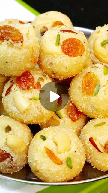 Rava Laddu Recipe, Pasta Indian Style Recipe, Samosa Recipes, Easy Indian Snacks, Rava Laddu, Snacks Indian, Pasta Indian Style, Easy Samosa Recipes, Instant Breakfast Recipe