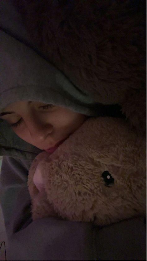 Sleepy Gf Aesthetic, Sleeping Girl Aesthetic, Girl Sleeping Aesthetic, Sleepy Girl Aesthetic, Sleepy Core, Bedtime Aesthetic, Sleepy Aesthetic, Sleeping Aesthetic, Pansy Parkinson