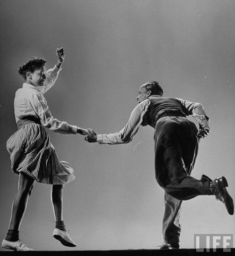 Willa Mae Ricker and Leon James demonstrating the Lindy Hop, 1943 Gjon Mili, Donald O'connor, Black Dancers, Lindy Hop, Swing Dancing, Shall We Dance, Swing Dance, People Dancing, Dance Club